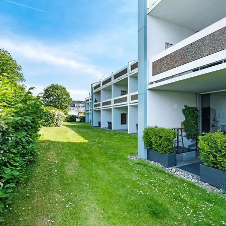 Lägenhet By The Sea - Linen And Towels Included *