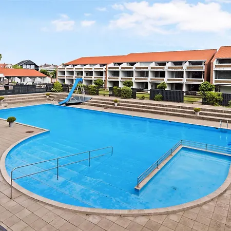 By The Sea - Linen And Towels Included Lejlighed