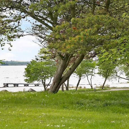 By The Sea - Linen And Towels Included Lägenhet Fåborg