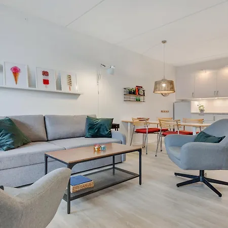 By The Sea - Linen And Towels Included Lejlighed *