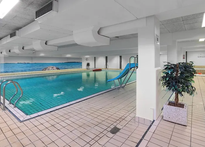 By The Sea - Linen And Towels Included דירה פאבורג