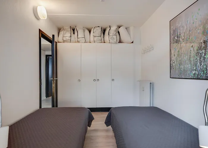 By The Sea - Linen And Towels Included דירה פאבורג