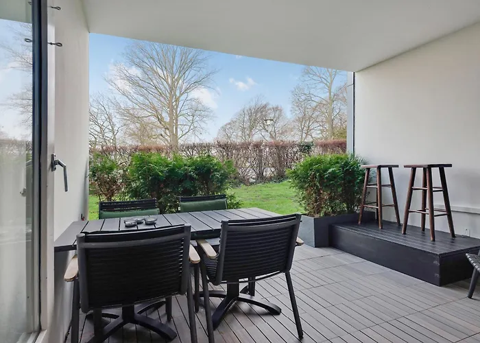 By The Sea - Linen And Towels Included דירה פאבורג