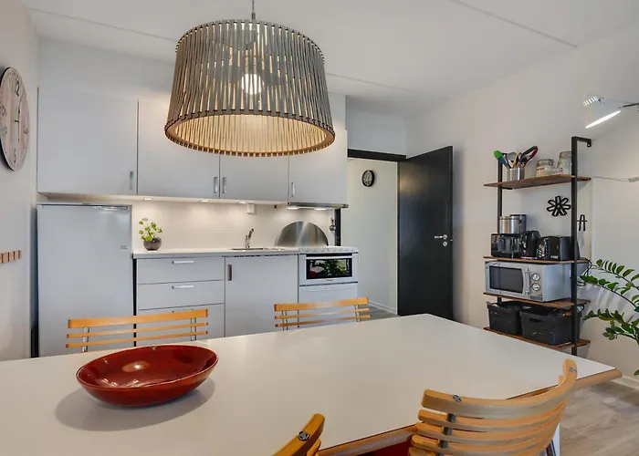 By The Sea - Linen And Towels Included דירה *