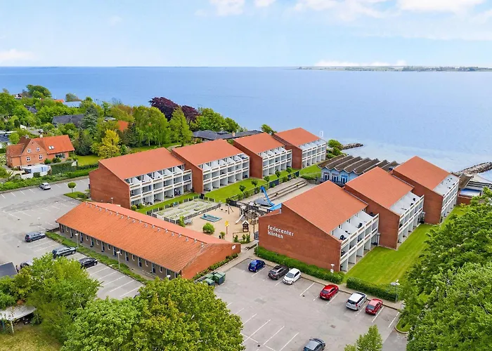 By The Sea - Linen And Towels Included דירה *