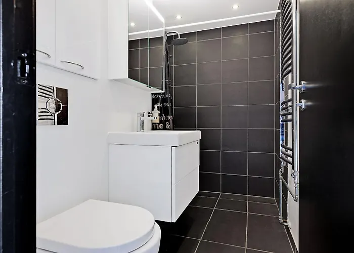 By The Sea - Linen And Towels Included דירה פאבורג